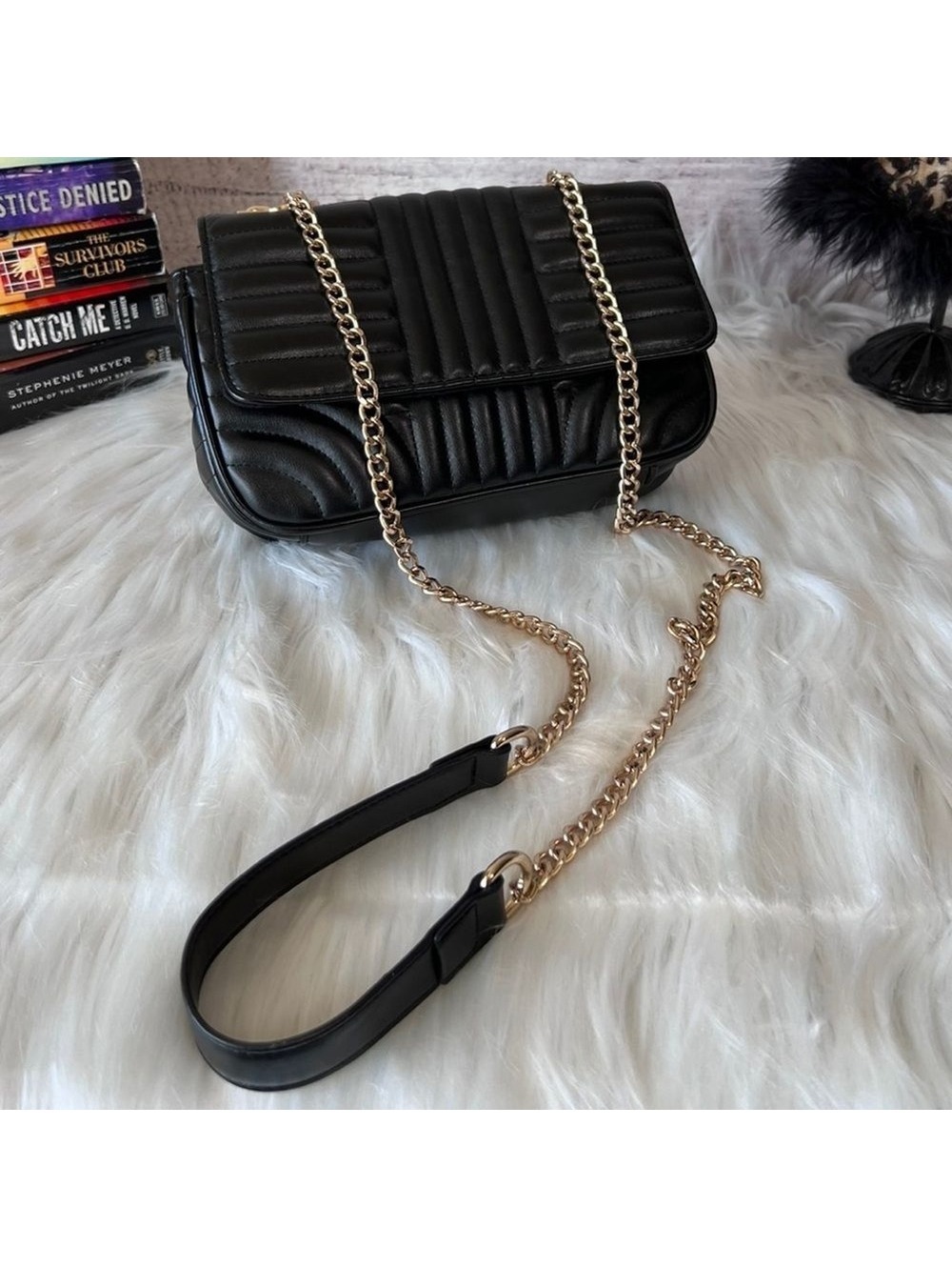 FOREVER 21 Black Quilted Faux Leather Crossbody Bag with Gold Chain Strap